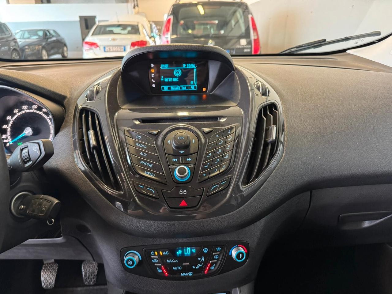 Ford Tourneo Courier 1.0 EcoBoost 100 CV Titanium