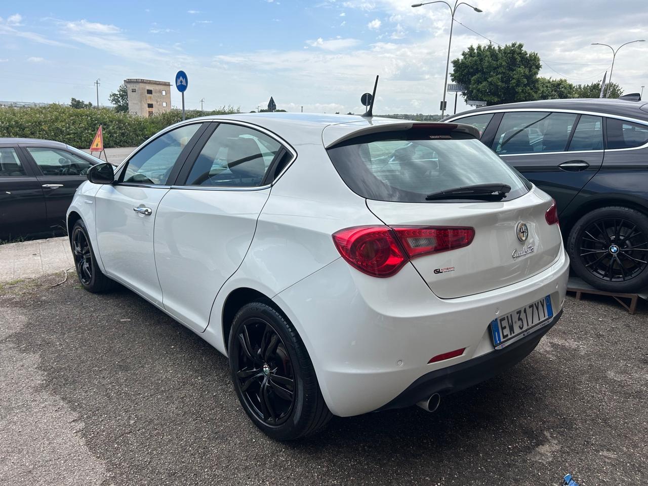 Alfa Romeo Giulietta 1.6 JTDm-2 105 CV Exclusive