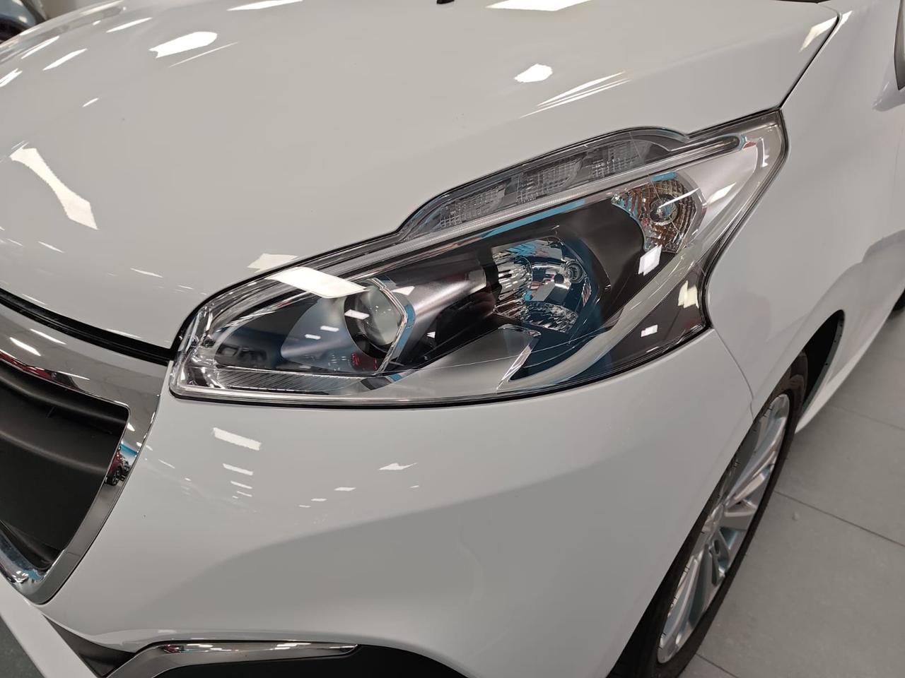 PEUGEOT 208 5p 1.2 puretech Allure 82cv