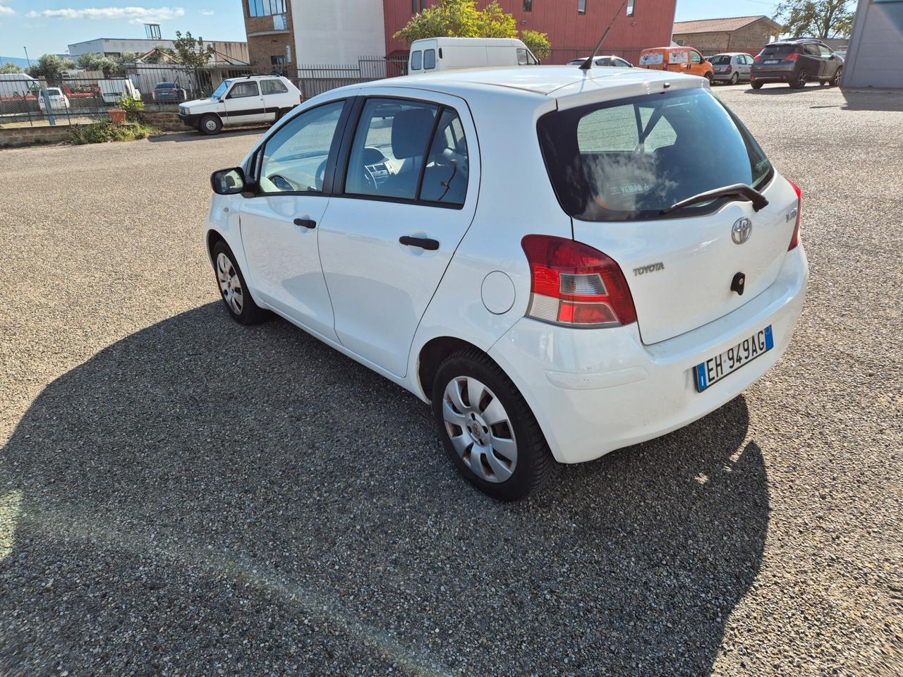 Toyota Yaris 1.0 5 porte Now