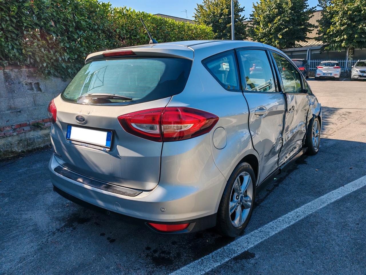 Ford C-Max 1.5 DCi Automatica Incidentata