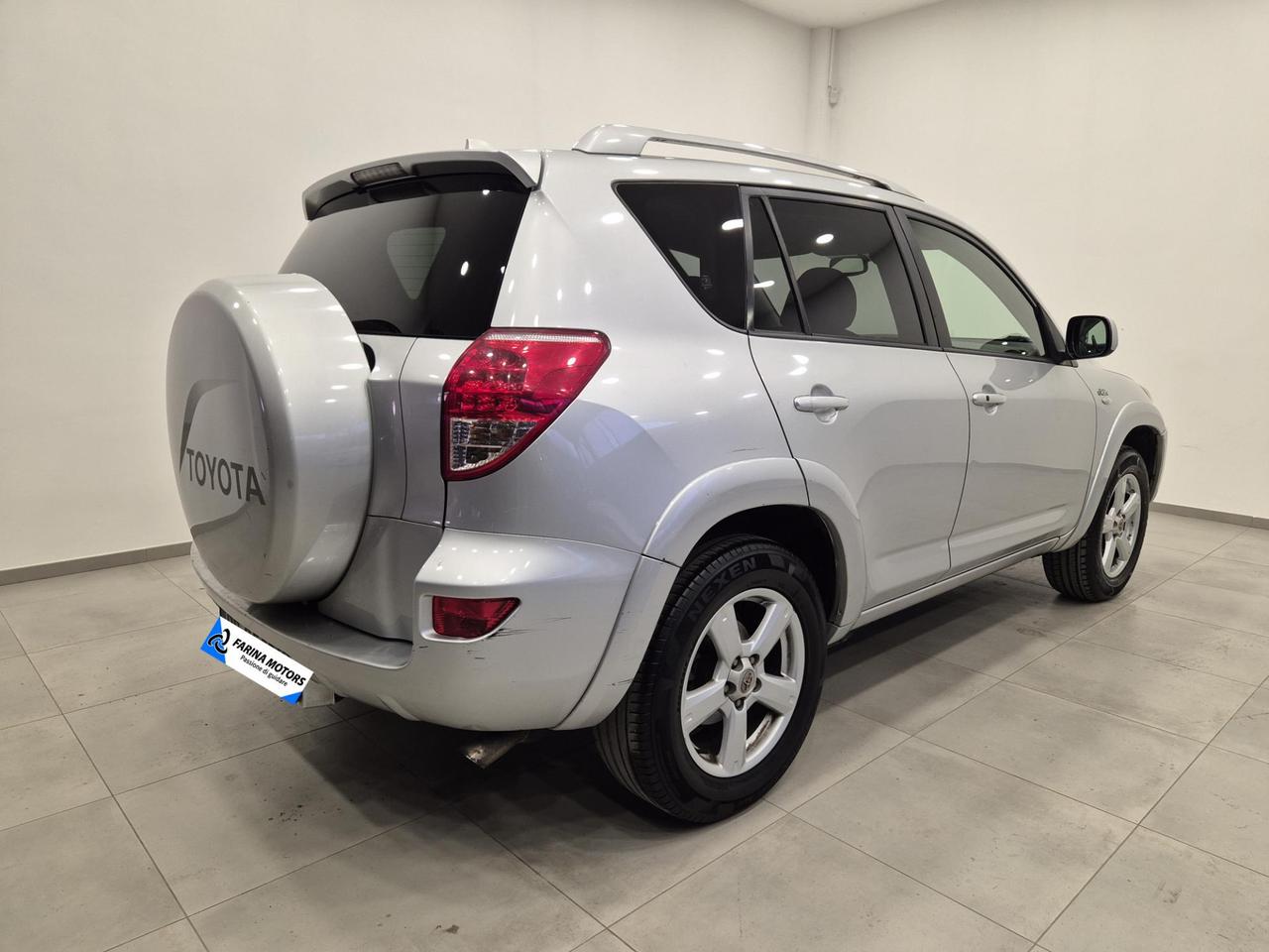 Toyota RAV4 5 Porte RAV4 2.2 d-4d Luxury 4WD 177cv - Clima Auto - Keyless