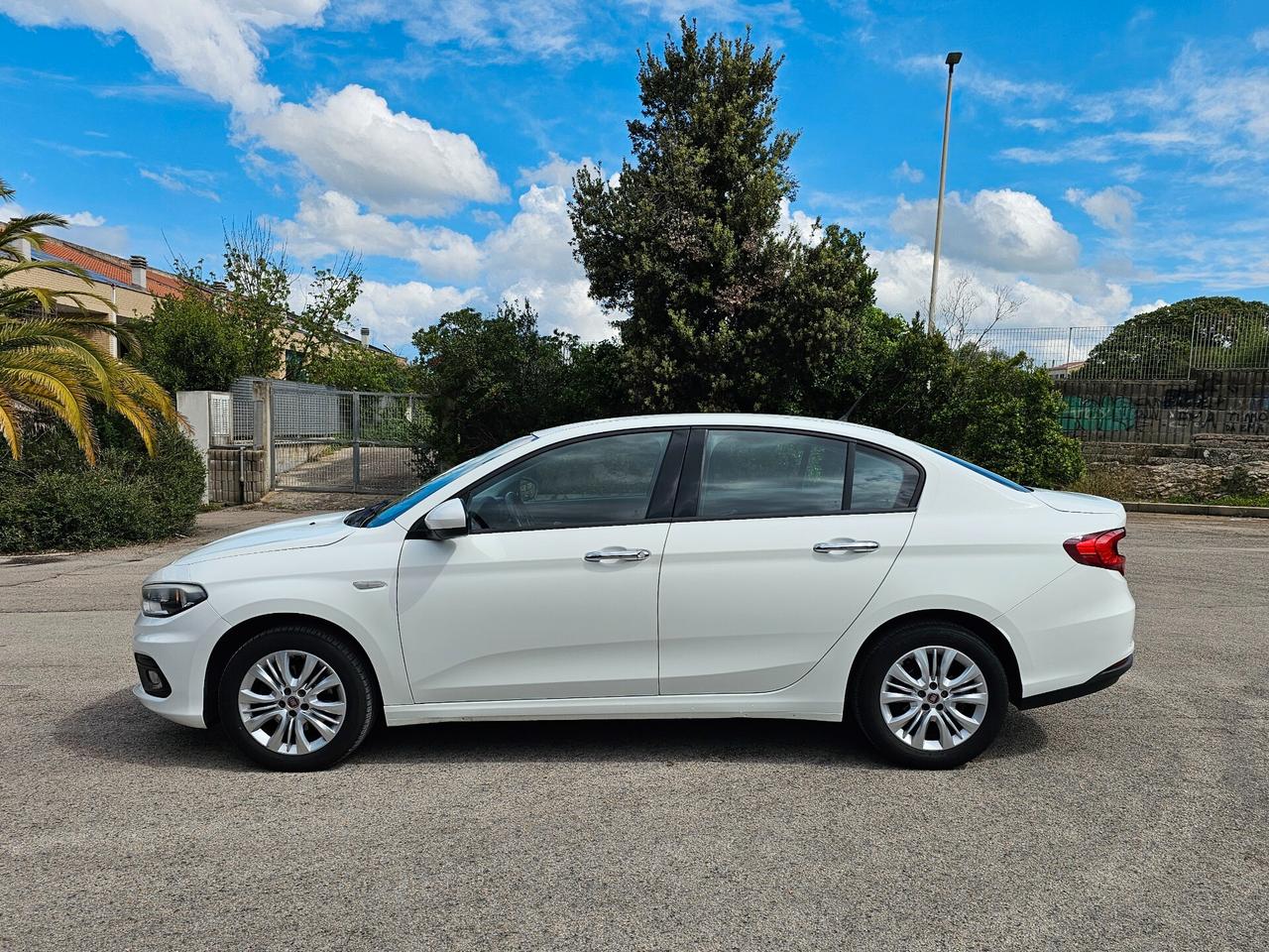 Fiat Tipo 1.6 Mjt 4 porte Lounge