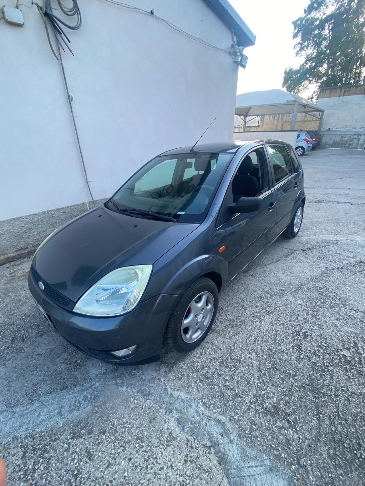 Ford Fiesta 1.4 TDCi 5p. Ambiente
