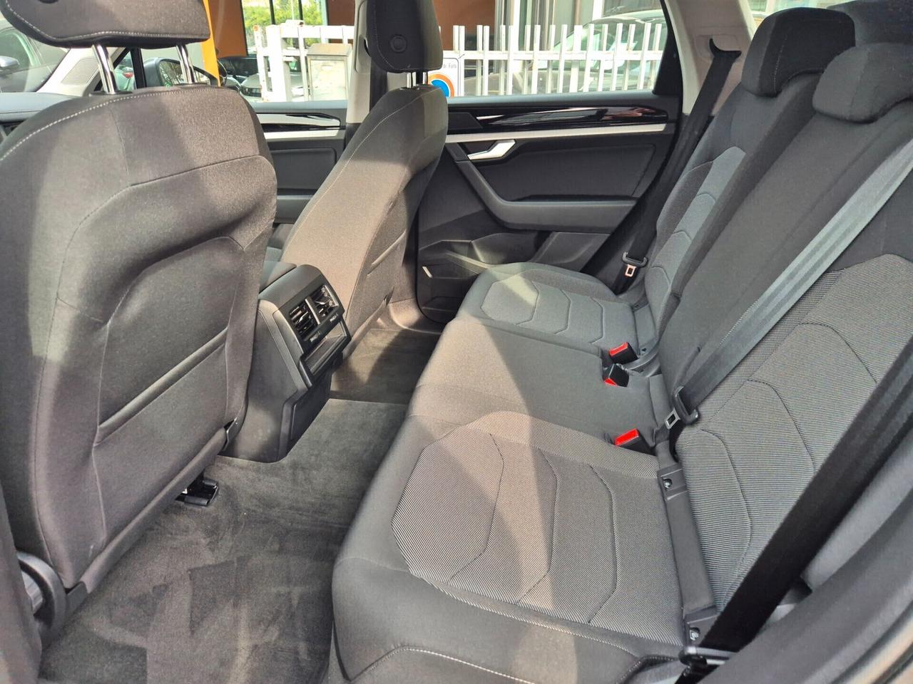 Volkswagen Touareg 3.0 V6 TDI SCR Elegance