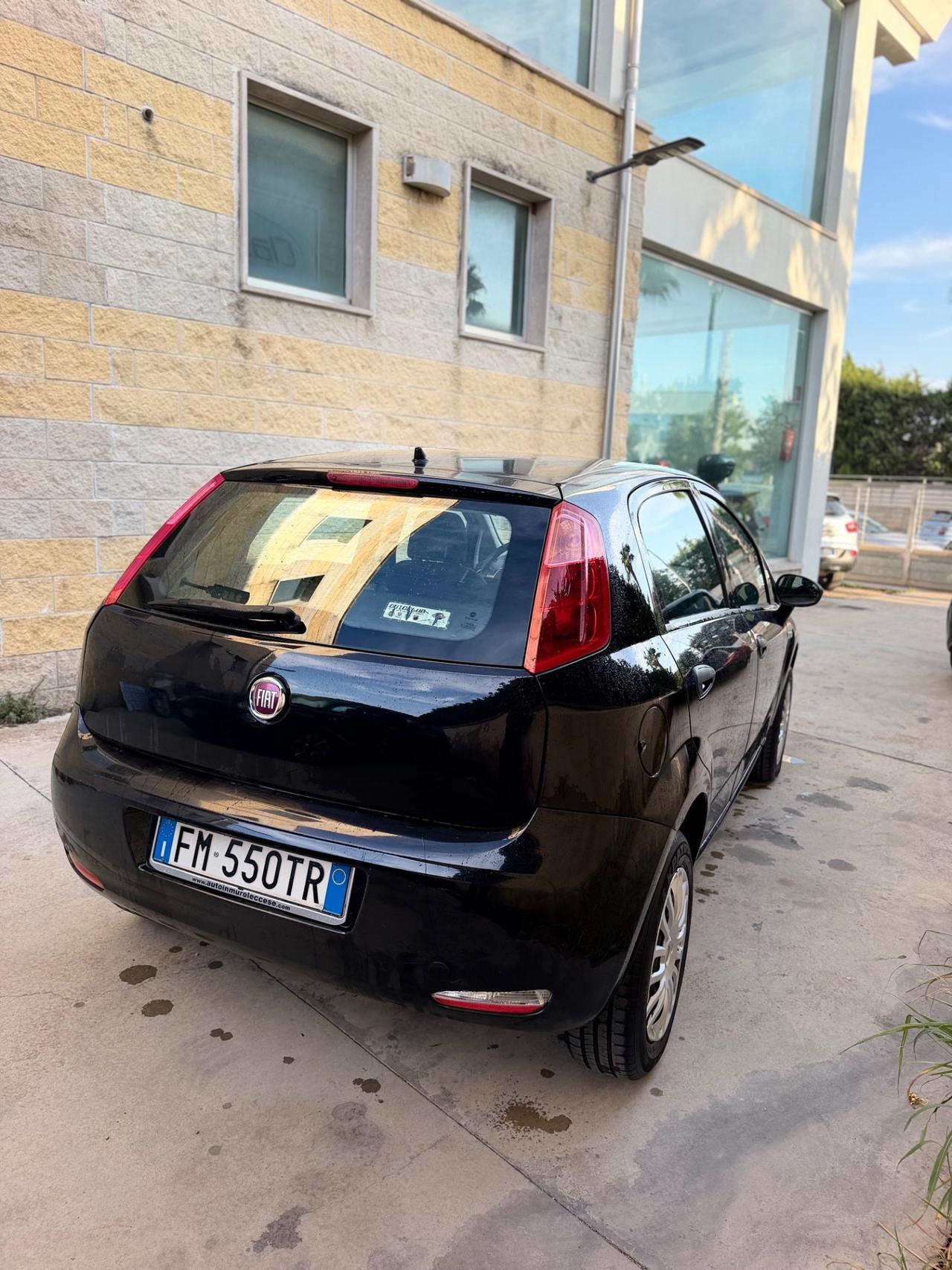 Fiat Punto 1.4 8V 5 porte Natural Power Street
