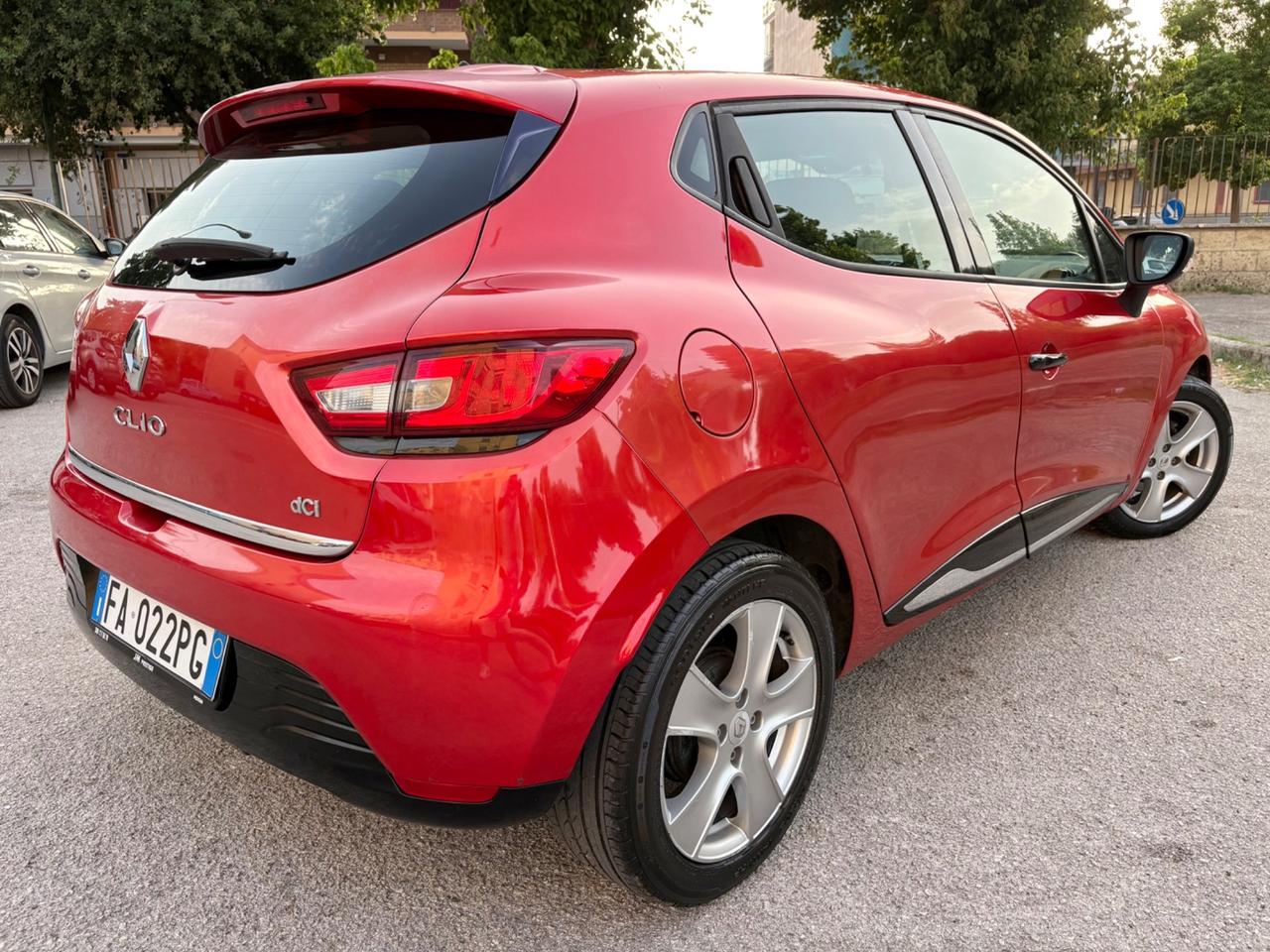 Renault Clio 1.5 dCi 8V 75CV 148000km