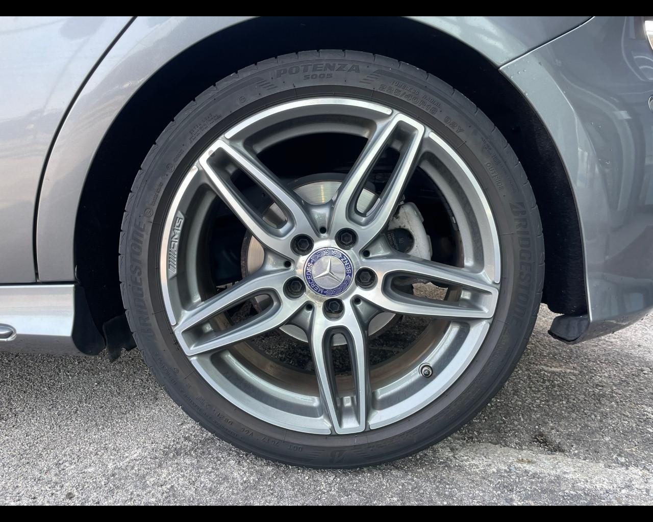 Mercedes-Benz Classe A (W176) - A 180 d Automatic Premium