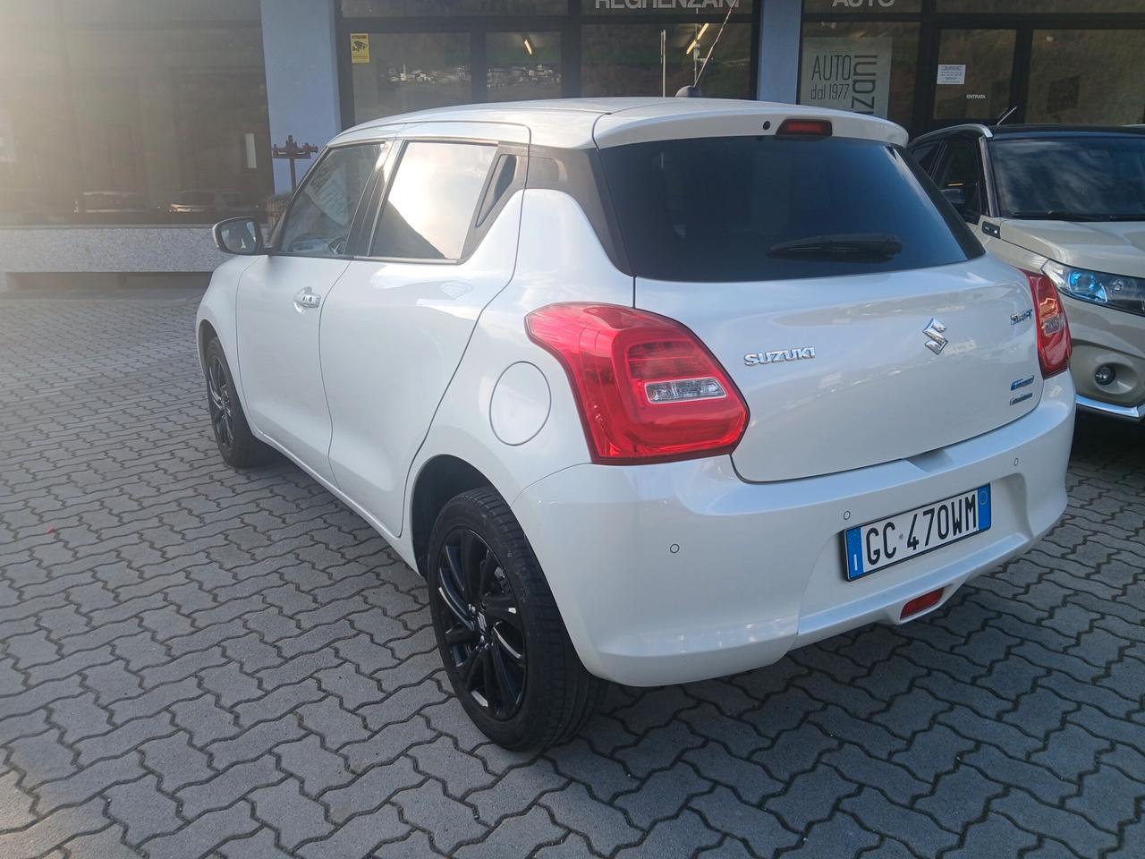 Suzuki Swift 1.2 Hybrid 4WD AllGrip Top