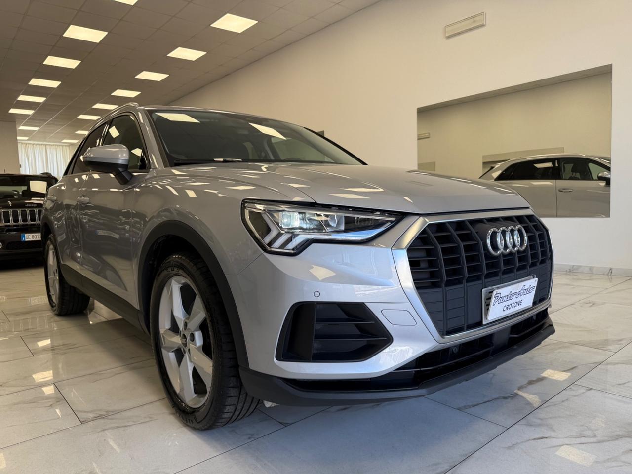 Audi Q3 35 TDI 2.0 S tronic Business Advanced 150 cv