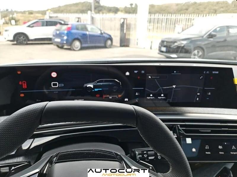 Peugeot 5008 Hybrid 136 e-DCS6 GT