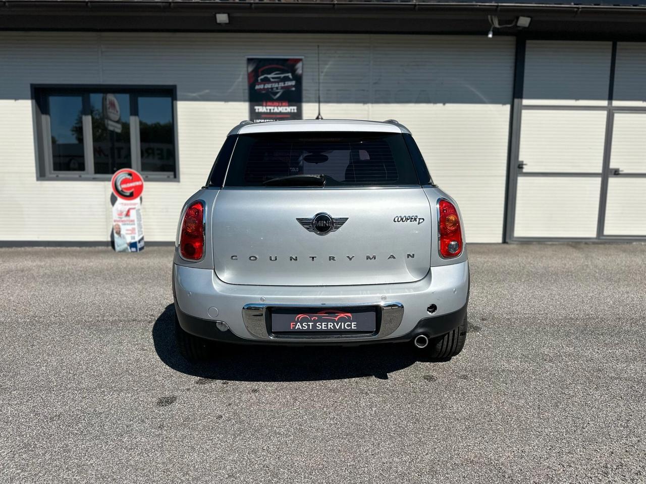 Mini Cooper D Countryman 2.0 Automatica 111cv TETTO PANORAMICO