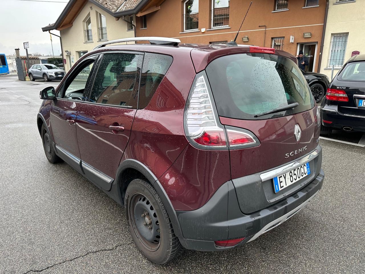 Renault Scenic XMod Cross 1.5 dCi 110CV