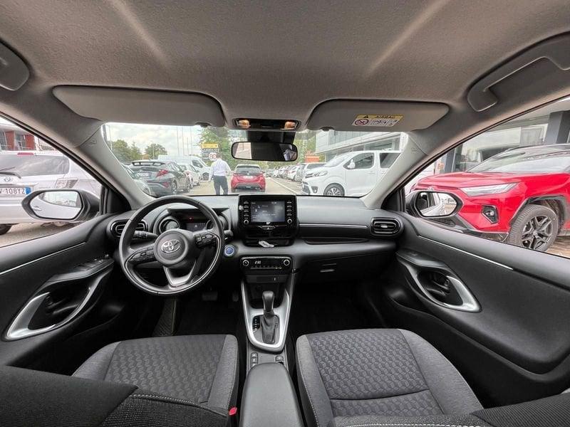 Toyota Yaris Hybrid Trend MY22