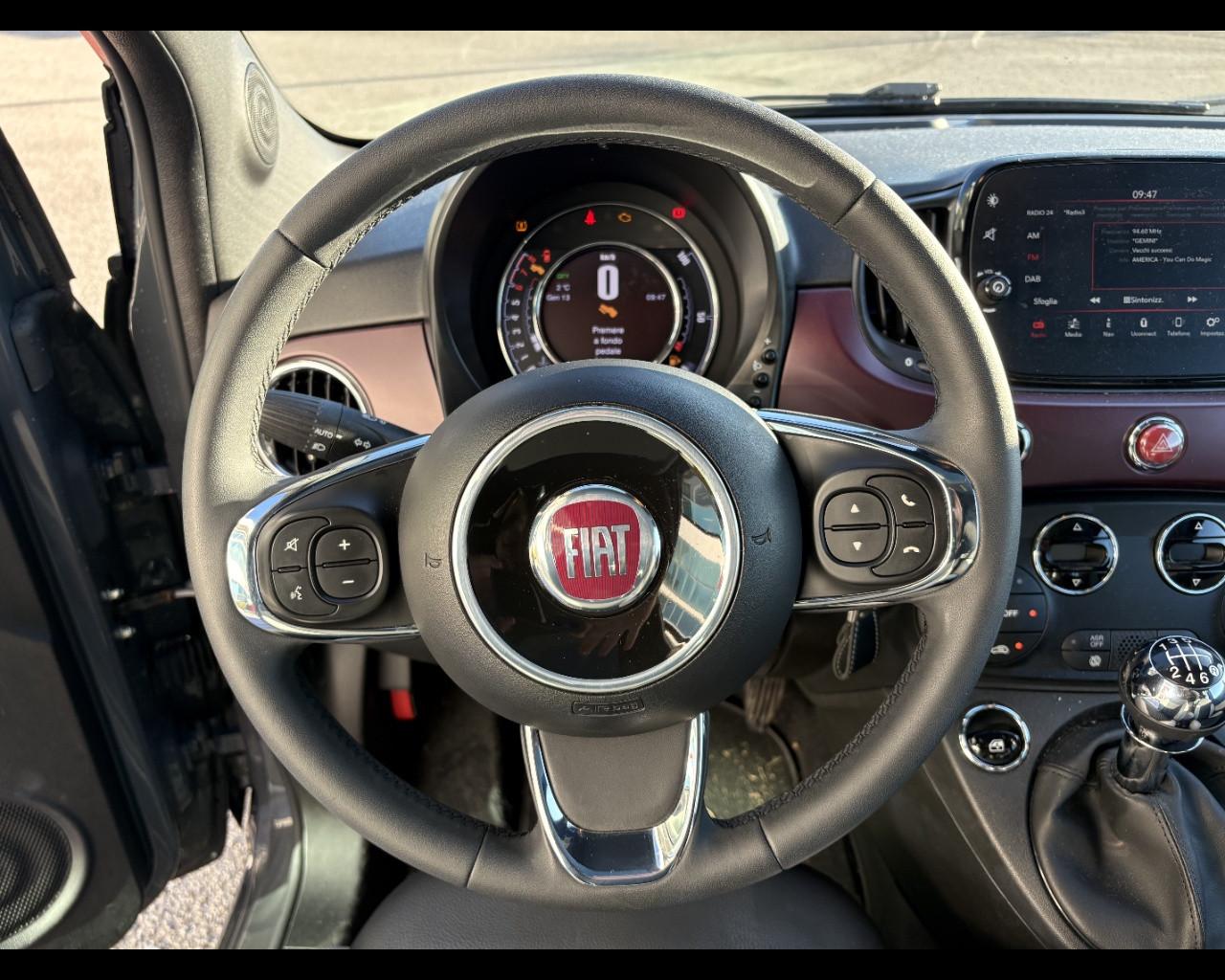 FIAT 500 (2015-2024) - 500 C 1.0 Hybrid Star