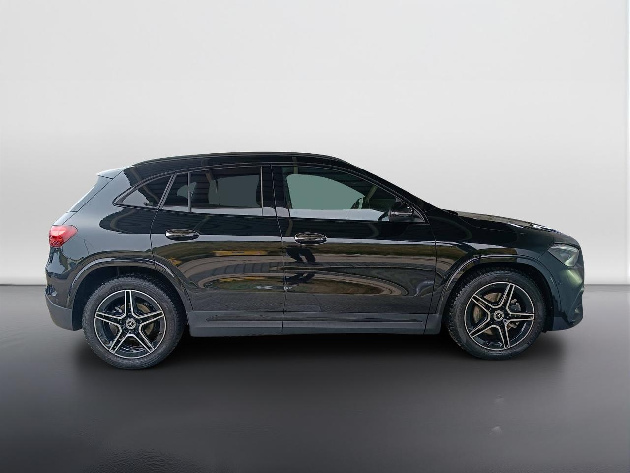 Mercedes-Benz GLA-H247 2023 - GLA 200 d AMG Line Premium 4matic auto