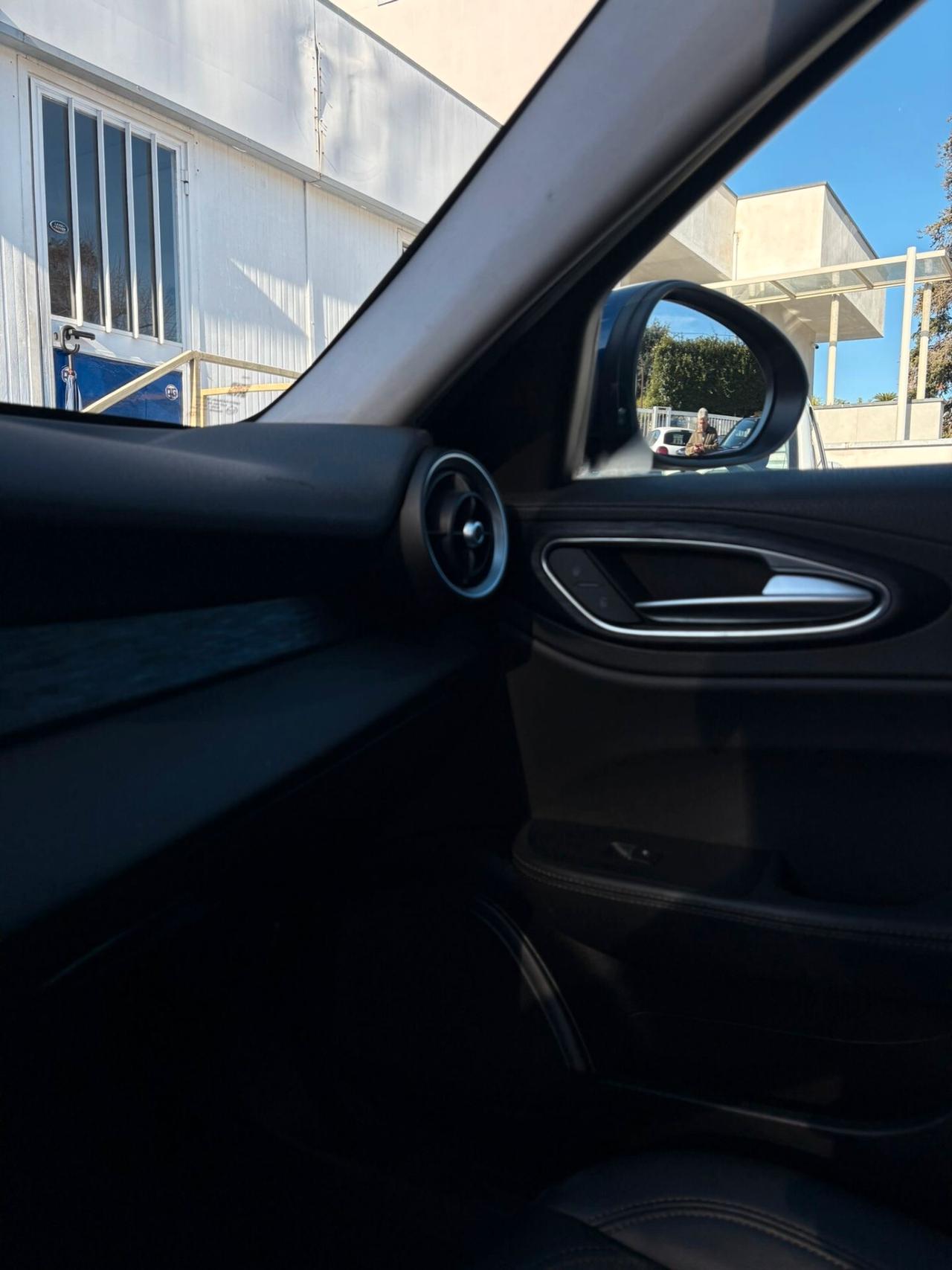 Alfa Romeo Giulia 2.2 Turbodiesel 160 CV AT8 Business