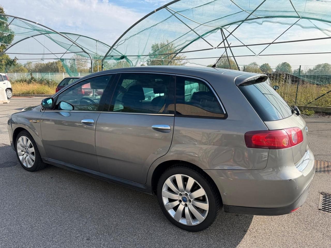Fiat Croma 1.9 Multijet 16V Must