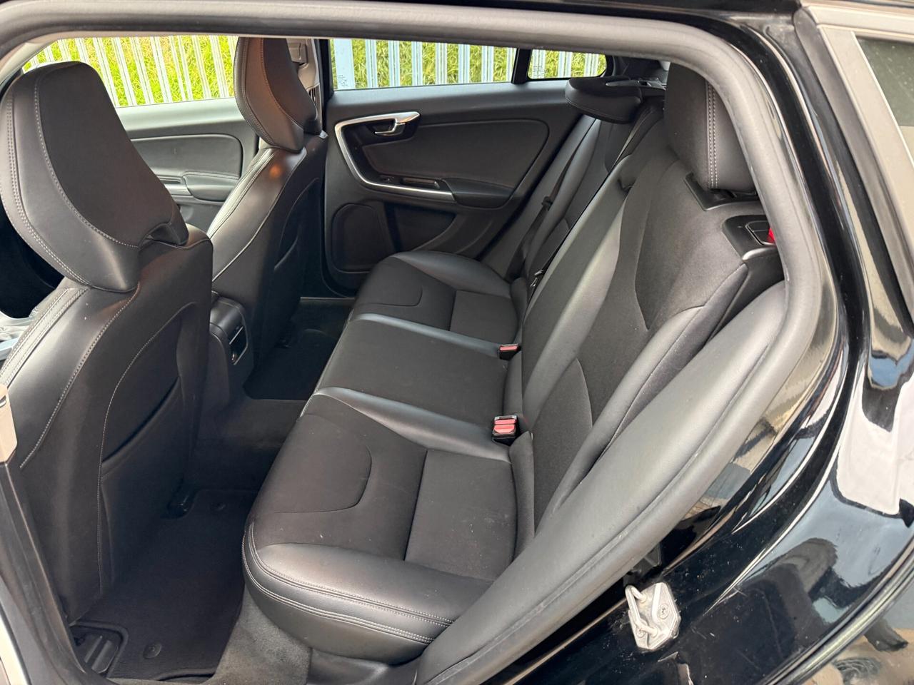 Volvo V60 D3 Geartronic Kinetic CAMBIO NUOVO