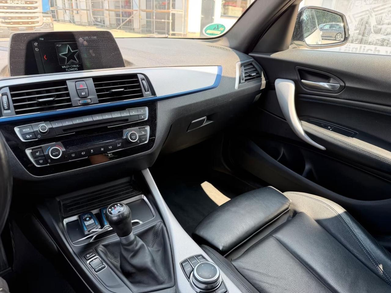 Bmw 118 i 5 porte. Edizione M Sport Shadow