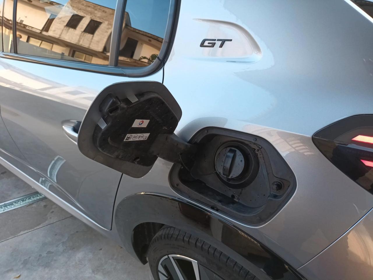 Peugeot 208 GT 1.2 PureTech 100CV Stop&Start 5 porte