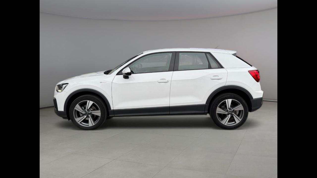 AUDI Q2 I 2021 - Q2 30 1.0 tfsi Admired