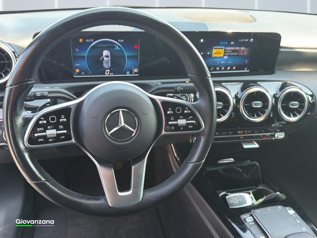 Mercedes Classe A 180 180 D Business 7G-DCT