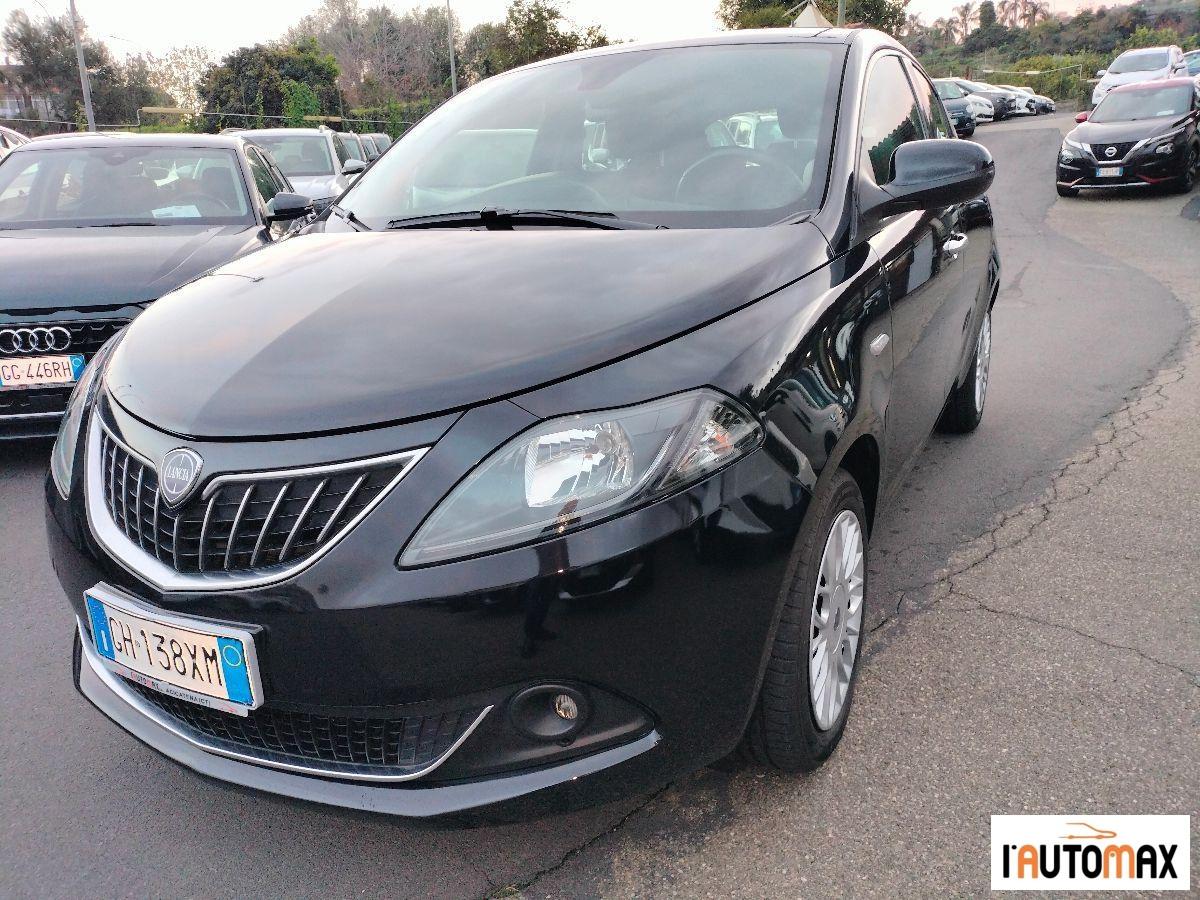 LANCIA - Ypsilon 1.0 firefly hybrid Gold s&s 70cv