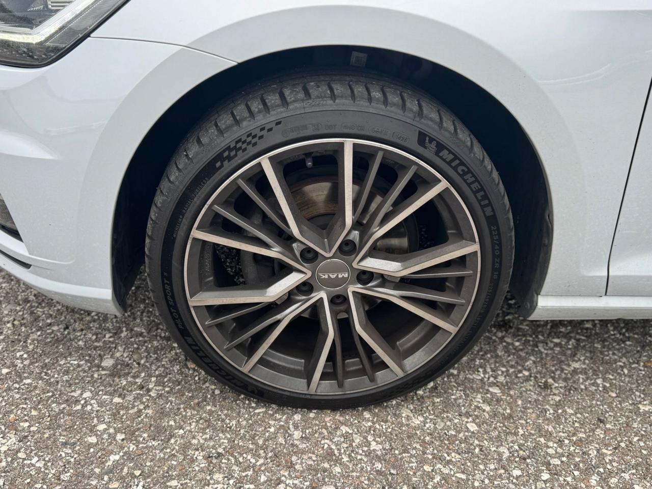 Volkswagen Golf GTD 2.0 TDI 5p. BlueMotion Technology