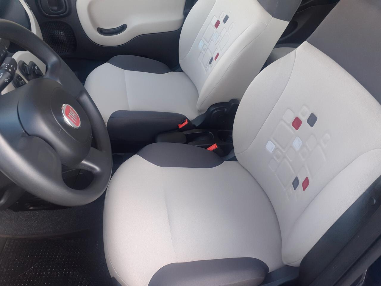 Fiat Panda 0.9 TwinAir Turbo Natural Power Lounge