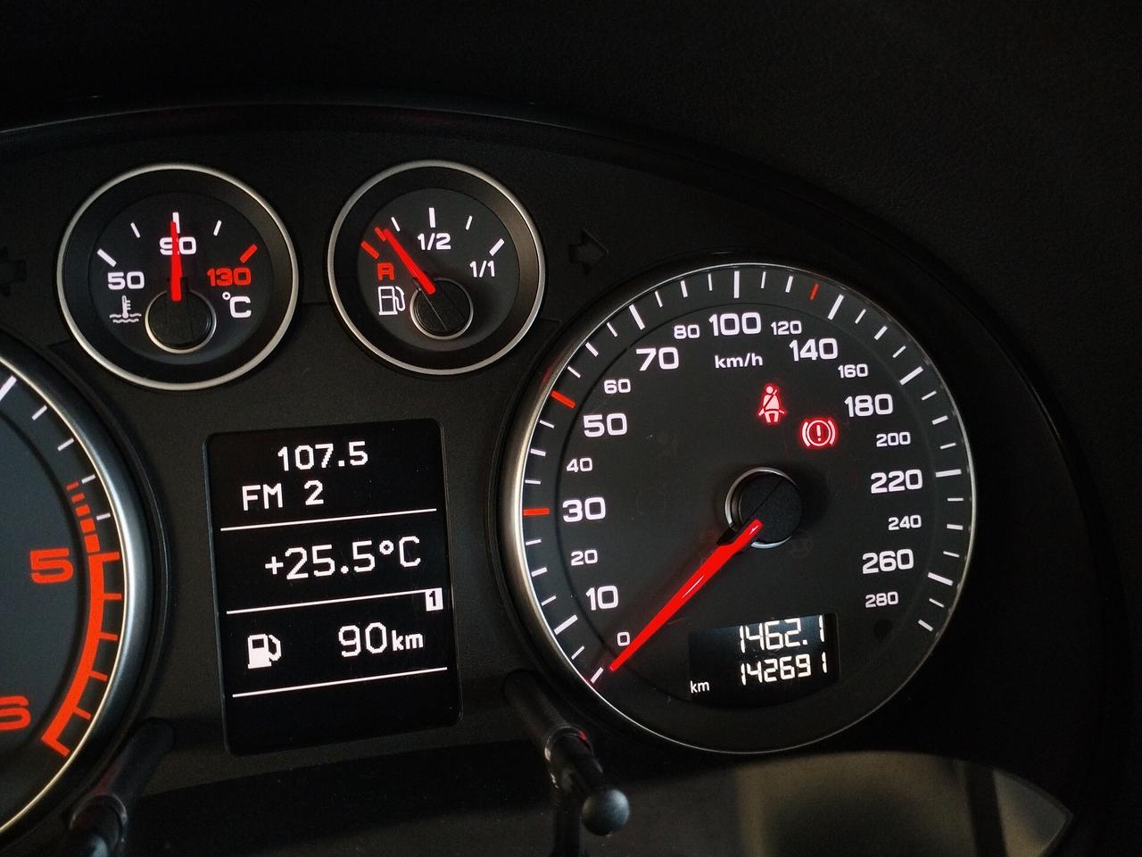 Audi A3 1.6 TDI Attraction - NEOPATENTATI