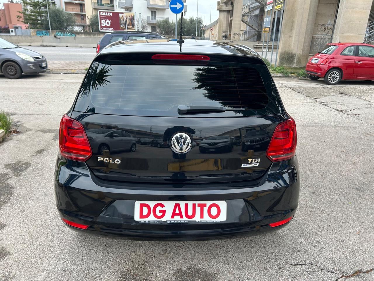 Volkswagen Polo 1.4 TDI 75 cv 2015