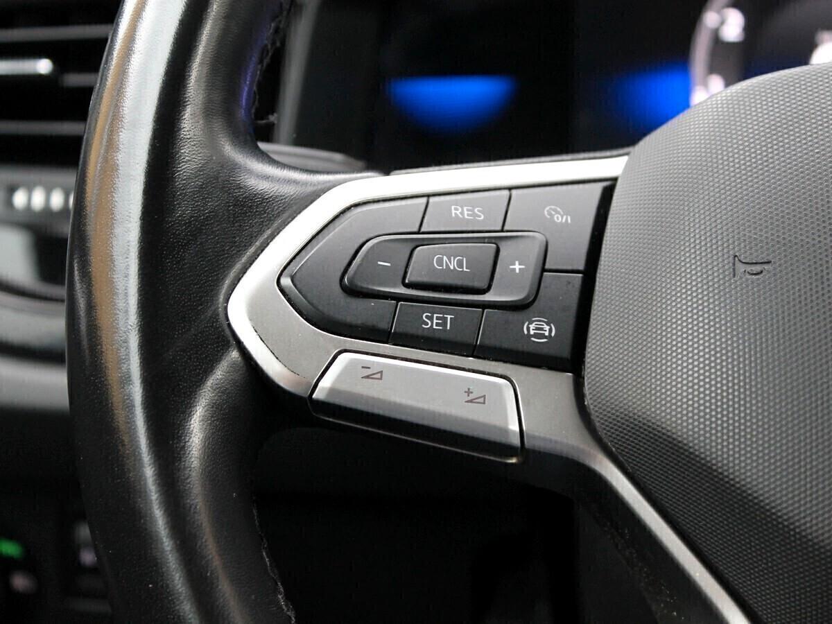 Volkswagen Polo 1.0tsi Life 95cv NAV VIRTUAL UNIPRO IVA DEDUCIBILE