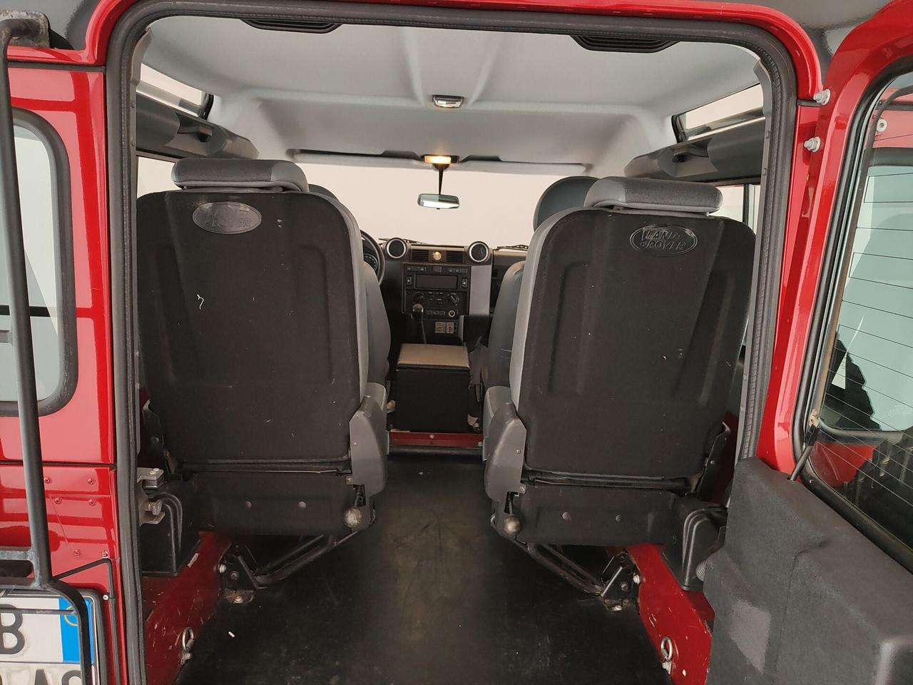 Land Rover Defender 90 2.2 TD4 Soft top N1