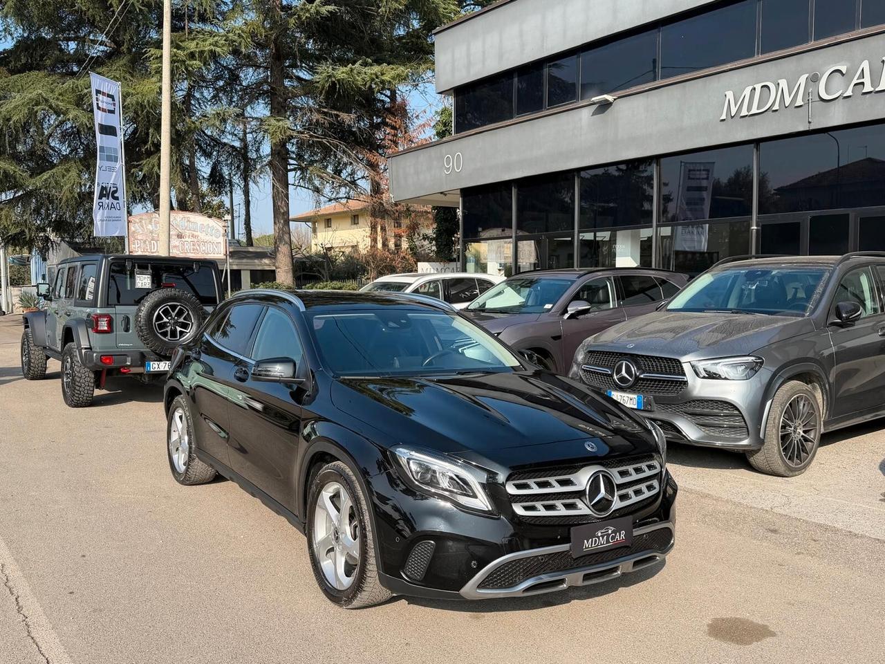 Mercedes-Benz GLA 200 Premium Auto *TAGLIANDI MERCEDES*