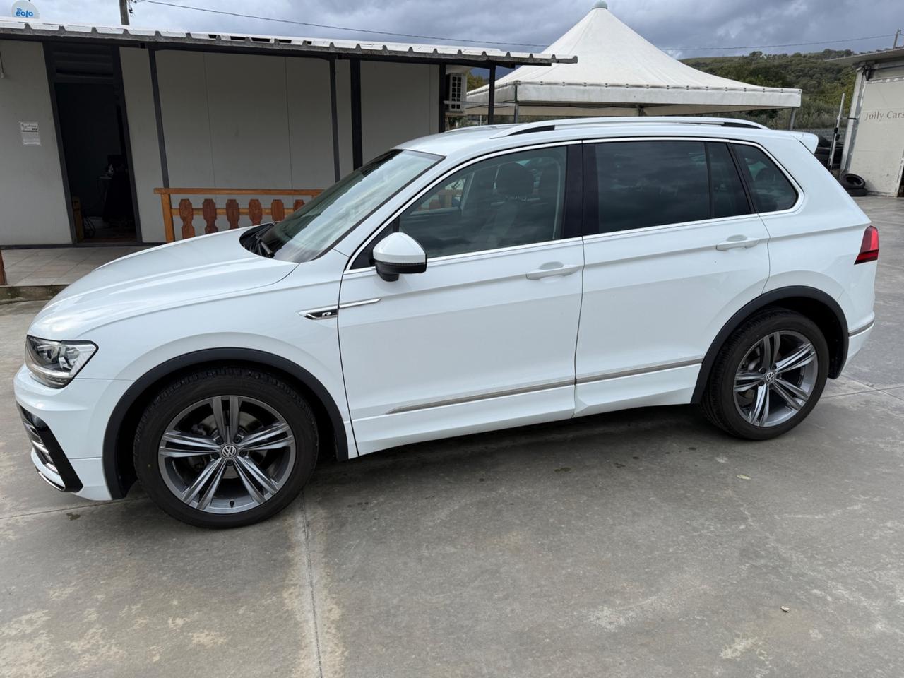 Volkswagen Tiguan 1.6 TDI 116cv R LINE
