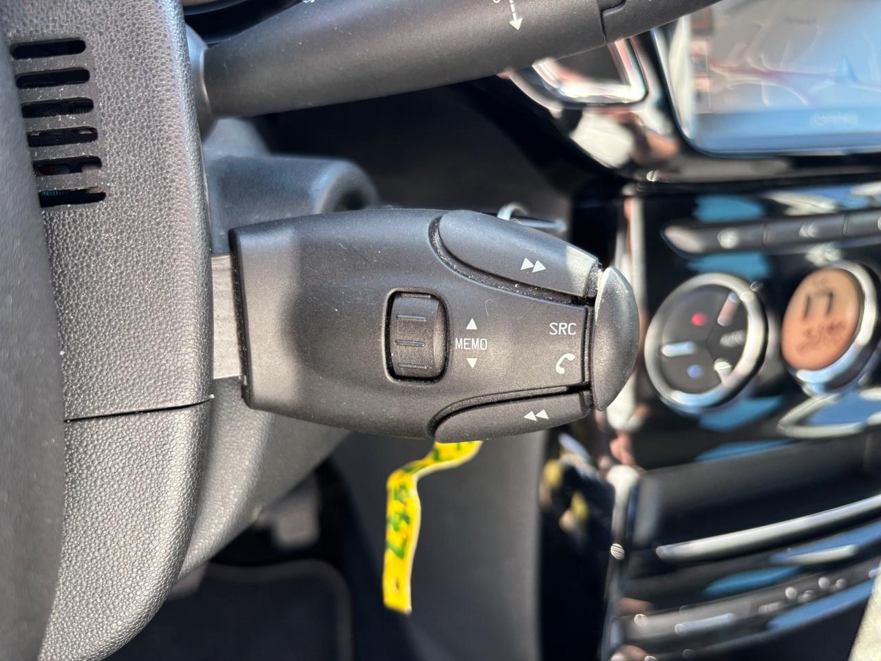 Citroen C3 1.2 82CV Exclusive-12/2015"KM 59.000"