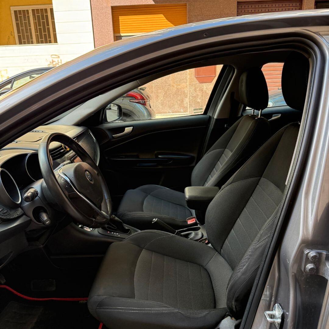 Alfa Romeo Giulietta 1.6 JTDm TCT 120 CV Super