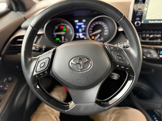 TOYOTA C-HR 1.8 Hybrid E-CVT Business