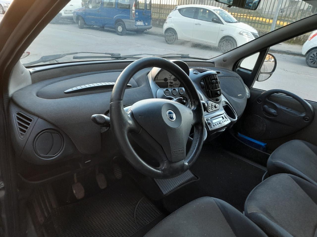 Fiat Multipla 1.6 16V Natural Power Emotion