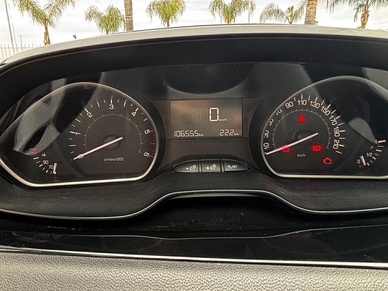 Peugeot 208 BlueHDi 75 5 porte Allure DIESEL 1.5 NEO PATENTATI