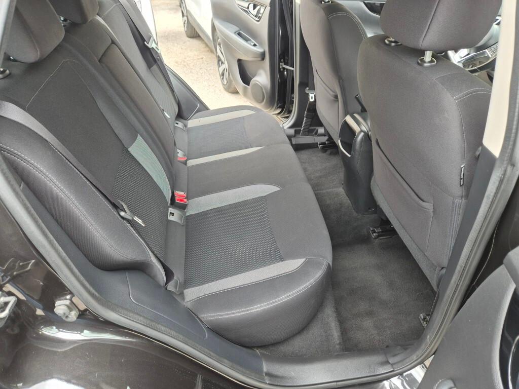 Nissan Qashqai 1.5 dCi 115CV E6 NAVI CAMERA