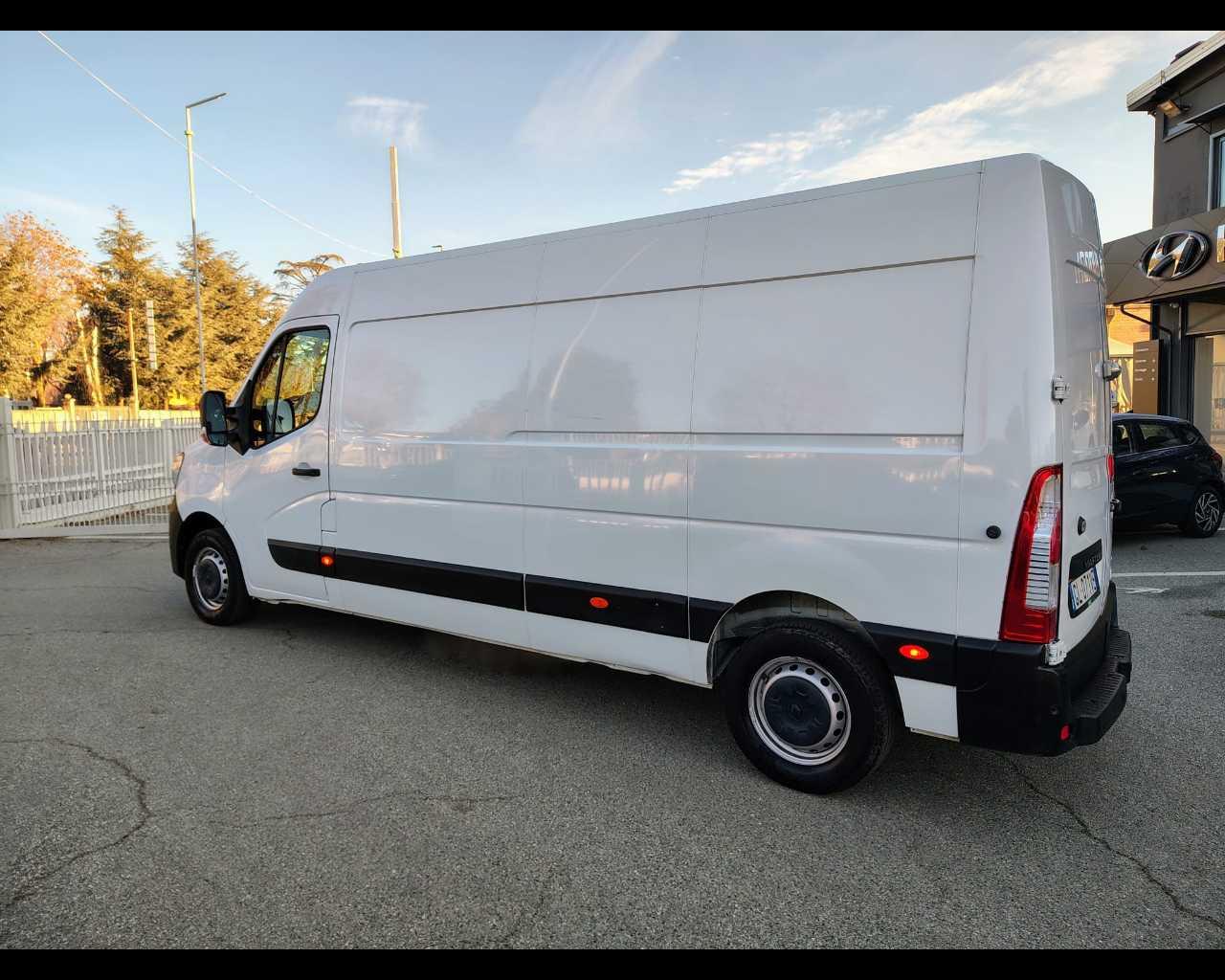 RENAULT Master IV 35 FWD - master T35 2.3 dci 135cv L3H3 Ice