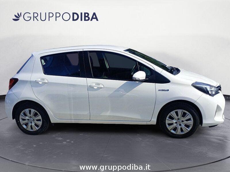 Toyota Yaris III 2015 Benzina 5p 1.5h cool
