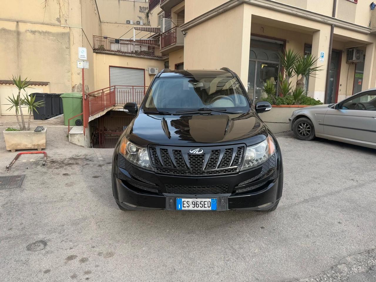 Mahindra XUV500 2.2 16V FWD W8 N1