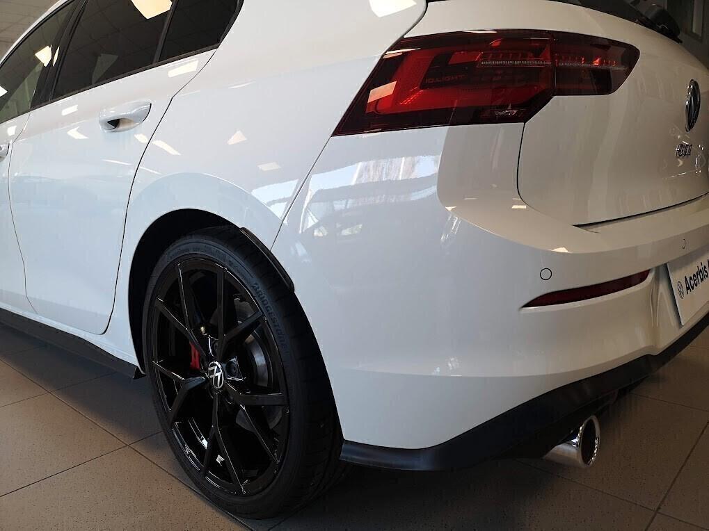 Volkswagen Golf GTI 2.0 TSI DSG
