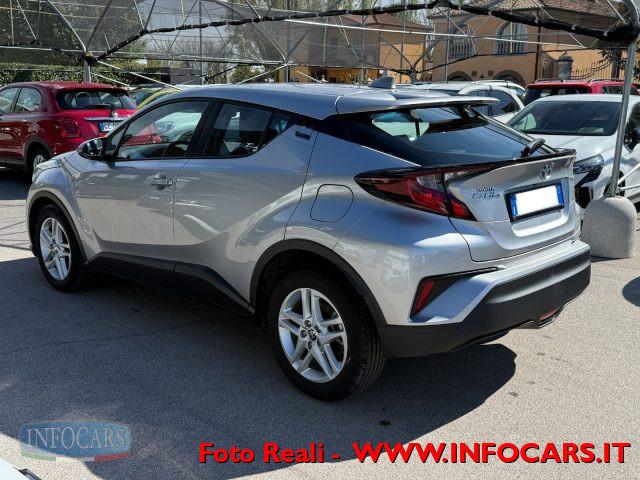 TOYOTA C-HR 1.8 Hybrid E-CVT Business - PROMO