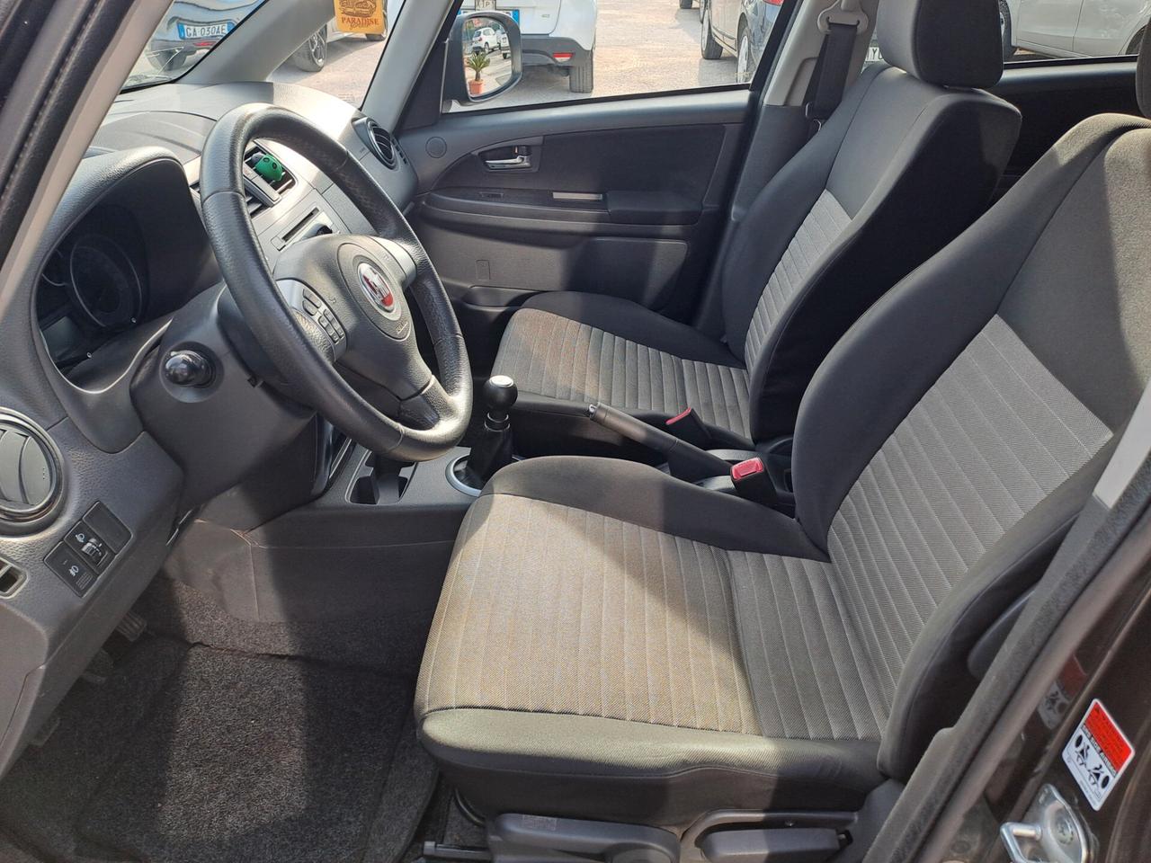 Fiat Sedici 1.6 16V 4x2 km 79.000