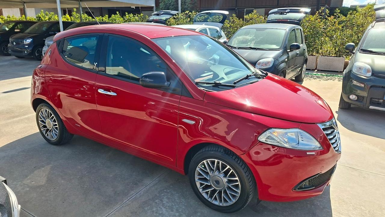 Lancia Ypsilon 1.2 69 CV 5 porte S&S 2012
