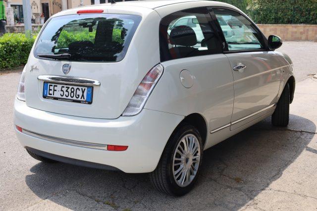 LANCIA Ypsilon 1.2i 69CV 5Porte UniProprietario per NEOPATENTATI